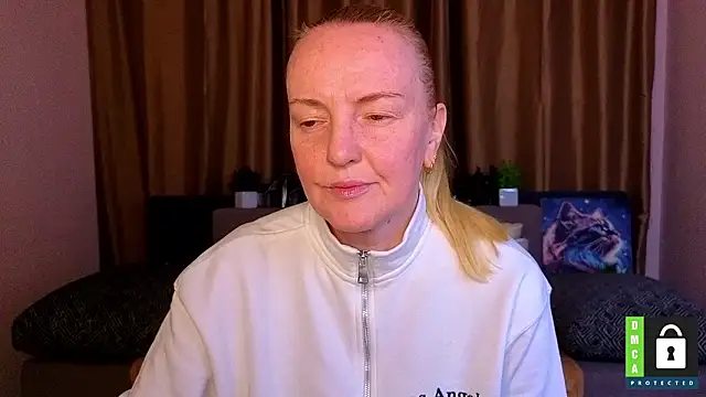 Snapshot of Bella_soulmate chatting on March 29, 2026, 11:21 am Bella soulmate online show from March 29, 2026, 11:21 am