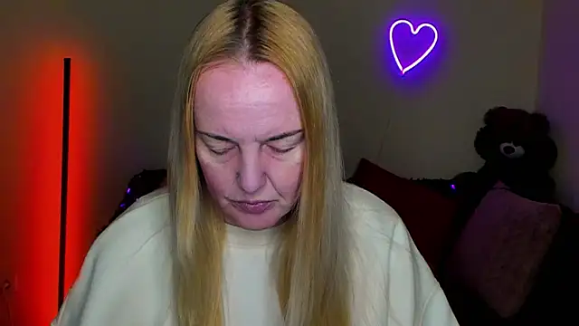 Snapshot of Bella_soulmate chatting on April 28, 2026, 5:23 am Bella soulmate online show from April 28, 2026, 5:23 am