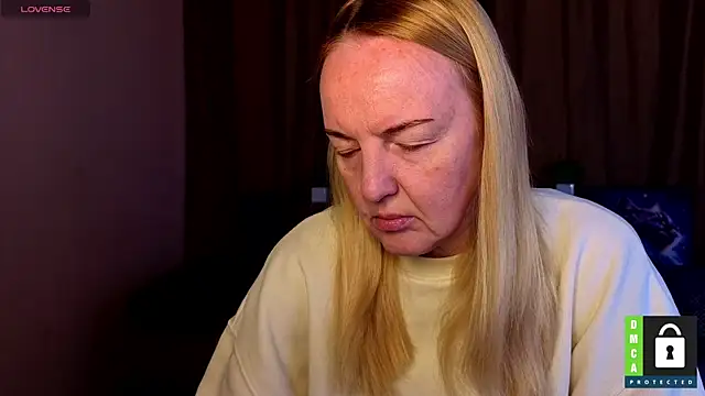 Snapshot of Bella_soulmate chatting on April 30, 2026, 5:25 am Bella soulmate online show from April 30, 2026, 5:25 am