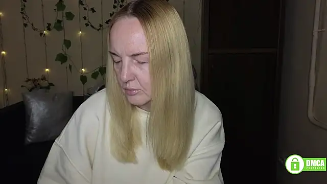 Snapshot of Bella_soulmate chatting on May 7, 2026, 11:26 am Bella soulmate online show from May 7, 2026, 11:26 am