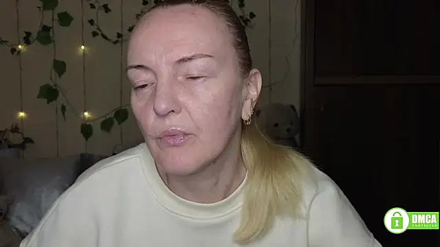 Snapshot of Bella_soulmate chatting on May 9, 2026, 11:26 am Bella soulmate online show from May 9, 2026, 11:26 am