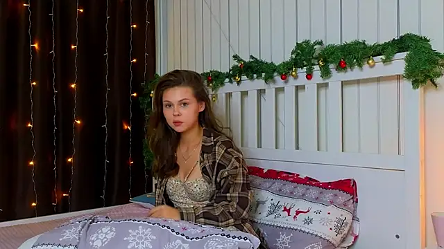 EarthaLevra online show from February 27, 2026, 7:14 pm