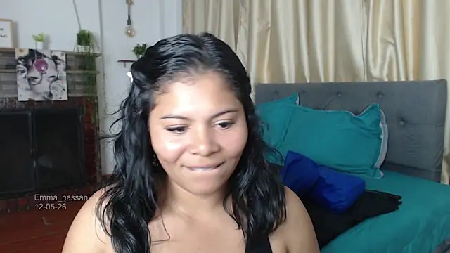 Emma hassani online show from May 12, 2026, 6:49 pm