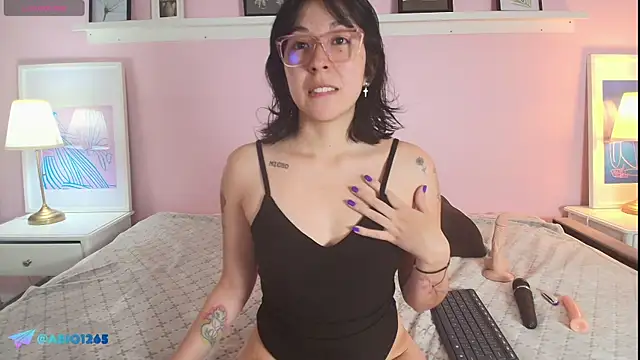 Snapshot of Abigailladyy chatting on June 9, 2026, 11:33 am Abigailladyy online show from June 9, 2026, 11:33 am