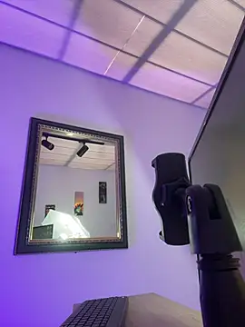 aurora ec online show from March 27, 2026, 2:06 pm