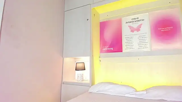 Oshun 444 online show from April 10, 2026, 12:32 pm