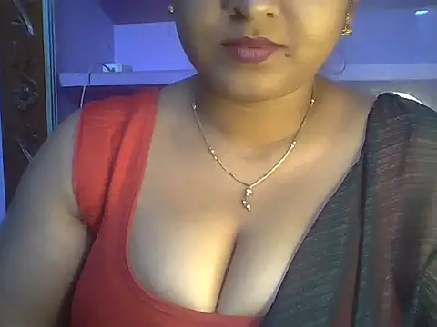 Snapshot of Tamil_Kuttyma chatting on July 9, 2026, 4:55 pm Tamil Kuttyma online show from July 9, 2026, 4:55 pm