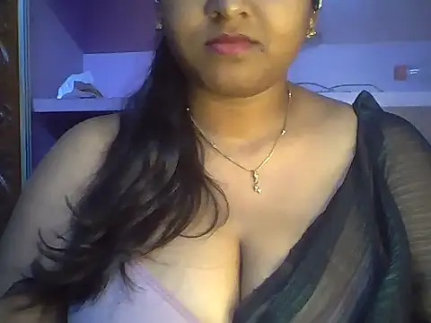 Snapshot of Tamil_Kuttyma chatting on July 31, 2026, 4:50 pm Tamil Kuttyma online show from July 31, 2026, 4:50 pm