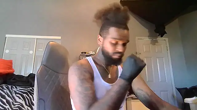 Snapshot of kingbbd6969 chatting on March 3, 2026, 11:43 pm kingbbd6969 online show from March 3, 2026, 11:43 pm