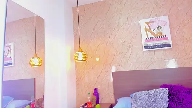 Miia03 online show from April 8, 2026, 12:05 pm