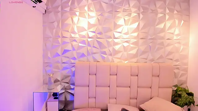 mell muller online show from April 22, 2026, 11:34 am