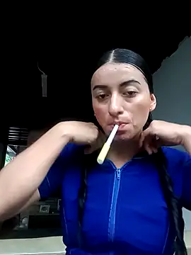Snapshot of karolaybeba chatting on May 22, 2026, 9:20 pm karolaybeba online show from May 22, 2026, 9:20 pm