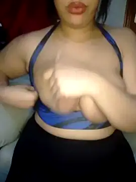 madleen Mm online show from March 11, 2026, 9:10 pm