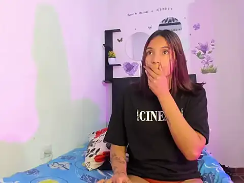 Snapshot of sapphire_brown20 chatting on March 7, 2026, 12:29 am sapphire brown20 online show from March 7, 2026, 12:29 am