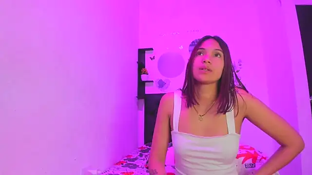 Snapshot of sapphire_brown20 chatting on April 13, 2026, 1:55 am sapphire brown20 online show from April 13, 2026, 1:55 am