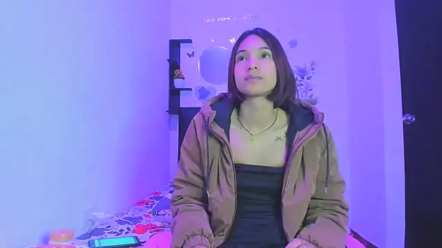 Snapshot of sapphire_brown20 chatting on April 18, 2026, 10:21 pm sapphire brown20 online show from April 18, 2026, 10:21 pm
