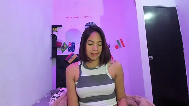 Snapshot of sapphire_brown20 chatting on July 2, 2026, 12:10 am sapphire brown20 online show from July 2, 2026, 12:10 am