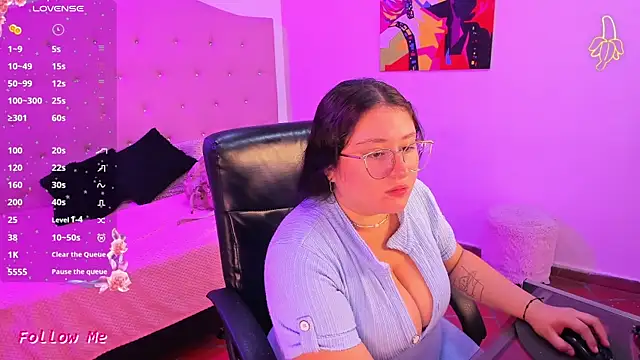 sienna cavalli online show from April 9, 2026, 12:32 pm