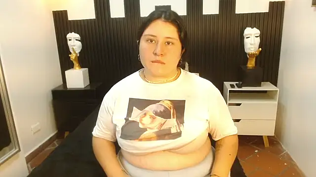 sienna cavalli online show from April 12, 2026, 12:32 pm