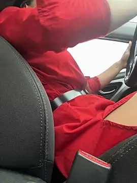 Penny 09 online show from April 16, 2026, 9:39 pm