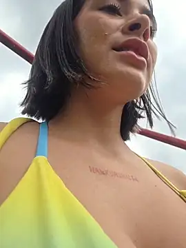 Snapshot of Sweetnahoxxx chatting on March 8, 2026, 8:12 pm Sweetnahoxxx online show from March 8, 2026, 8:12 pm