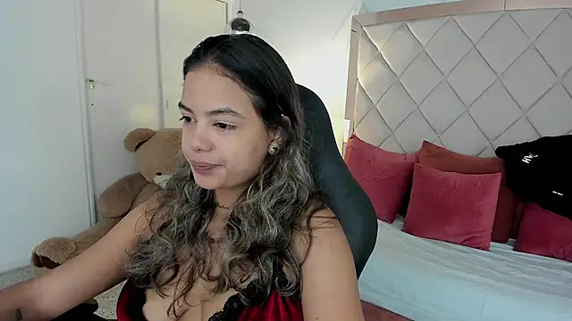 Snapshot of dulce_lyraa1 chatting on March 6, 2026, 4:20 am dulce lyraa1 online show from March 6, 2026, 4:20 am