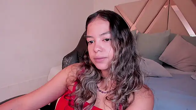 Snapshot of dulce_lyraa1 chatting on March 28, 2026, 12:32 am dulce lyraa1 online show from March 28, 2026, 12:32 am