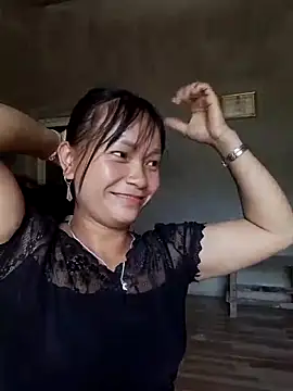Snapshot of mami-rubi chatting on May 13, 2026, 5:49 am mami-rubi online show from May 13, 2026, 5:49 am