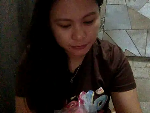 Snapshot of thealovesyou chatting on May 24, 2026, 11:43 pm thealovesyou online show from May 24, 2026, 11:43 pm