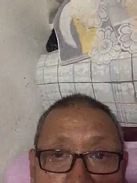 Snapshot of yaocaobi8 chatting on April 17, 2026, 11:46 am yaocaobi8 online show from April 17, 2026, 11:46 am