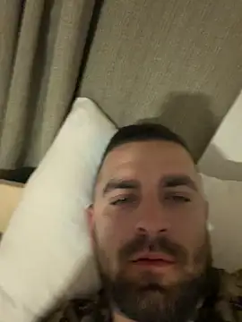 VANYA1997 online show from April 15, 2026, 5:42 pm