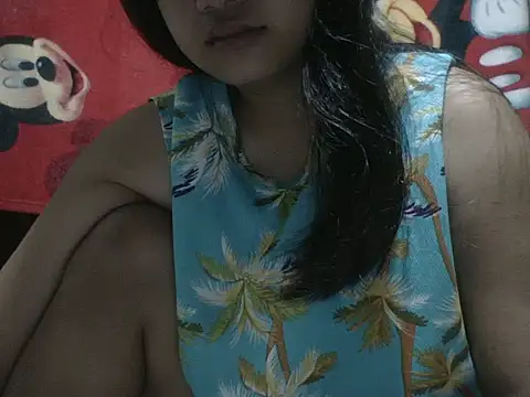 Flowerbebe online show from February 28, 2026, 7:04 pm