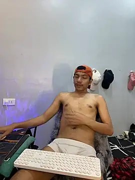 asian darlingcummersxXx online show from April 8, 2026, 5:02 pm