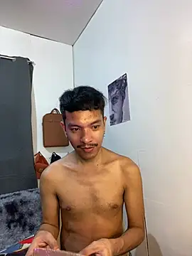 Snapshot of asian_darlingcummersxXx chatting on April 29, 2026, 5:30 pm asian darlingcummersxXx online show from April 29, 2026, 5:30 pm
