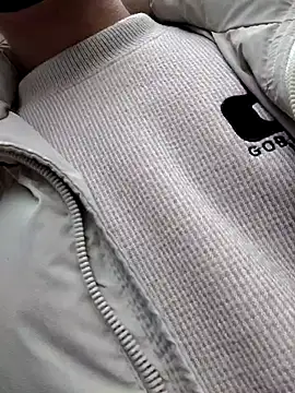 Qianluo003 online show from March 2, 2026, 7:15 am