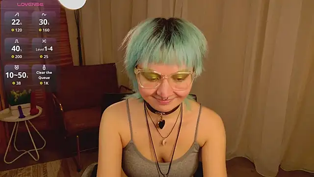 Snapshot of powderofgun chatting on April 19, 2026, 8:22 pm powderofgun online show from April 19, 2026, 8:22 pm