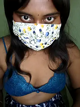 Snapshot of MISS_MADHURIBABY chatting on April 13, 2026, 9:48 am MISS MADHURIBABY online show from April 13, 2026, 9:48 am