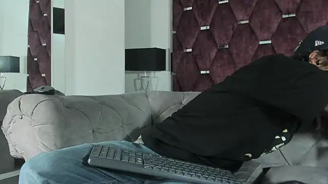 TonyBenedetti online show from April 6, 2026, 8:54 pm