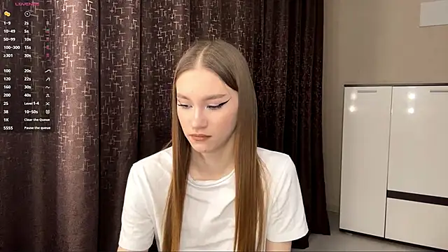 Snapshot of NuDonzze chatting on March 30, 2026, 6:09 pm NuDonzze online show from March 30, 2026, 6:09 pm