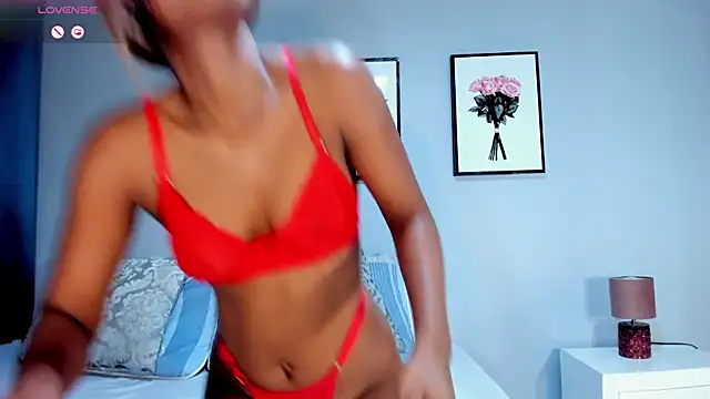 Snapshot of Ivanna_VegaW chatting on April 7, 2026, 12:44 am Ivanna VegaW online show from April 7, 2026, 12:44 am