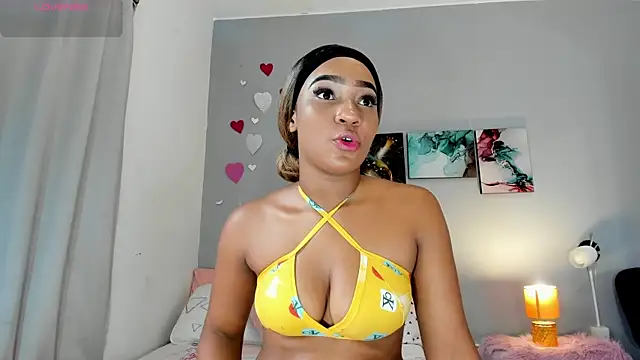 Snapshot of Megann_Browns chatting on February 28, 2026, 12:28 pm Megann Browns online show from February 28, 2026, 12:28 pm