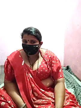 gujjuhotcouple online show from April 5, 2026, 6:16 pm