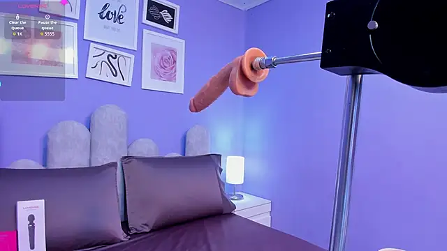 dahiana boobs online show from June 20, 2026, 3:31 am