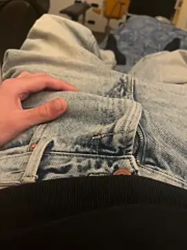 Snapshot of andri020292 chatting on February 24, 2026, 9:24 pm andri020292 online show from February 24, 2026, 9:24 pm