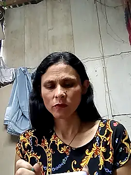 yuliitza4 online show from March 29, 2026, 12:27 pm