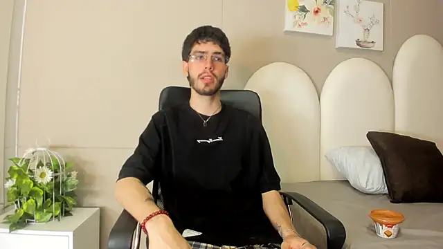 Jason 23   online show from May 9, 2026, 3:17 pm