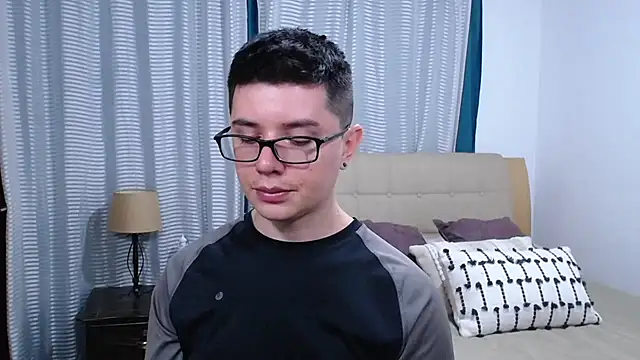 Snapshot of BlackFoXXX69 chatting on May 4, 2026, 9:55 pm BlackFoXXX69 online show from May 4, 2026, 9:55 pm