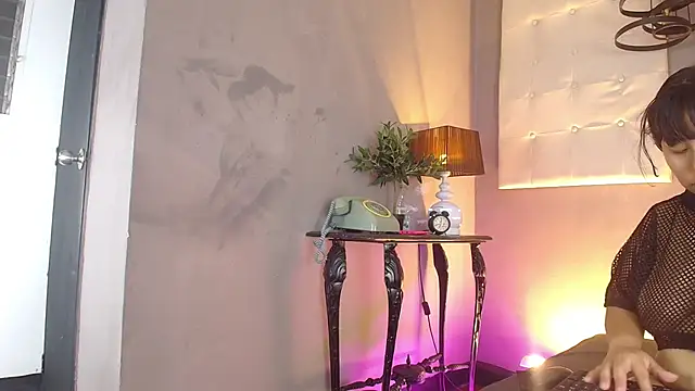 Snapshot of Assly_Love chatting on March 3, 2026, 9:59 am Assly Love online show from March 3, 2026, 9:59 am