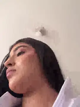 Misty-kat online show from May 1, 2026, 7:29 pm