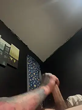 Snapshot of Robrotten chatting on March 16, 2026, 5:44 am Robrotten online show from March 16, 2026, 5:44 am